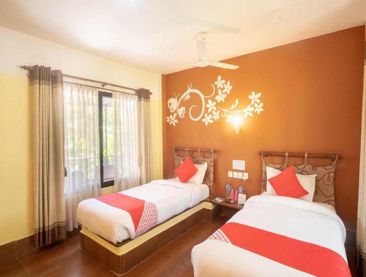 Chitwan Riverside Resort Sauraha Luaran gambar