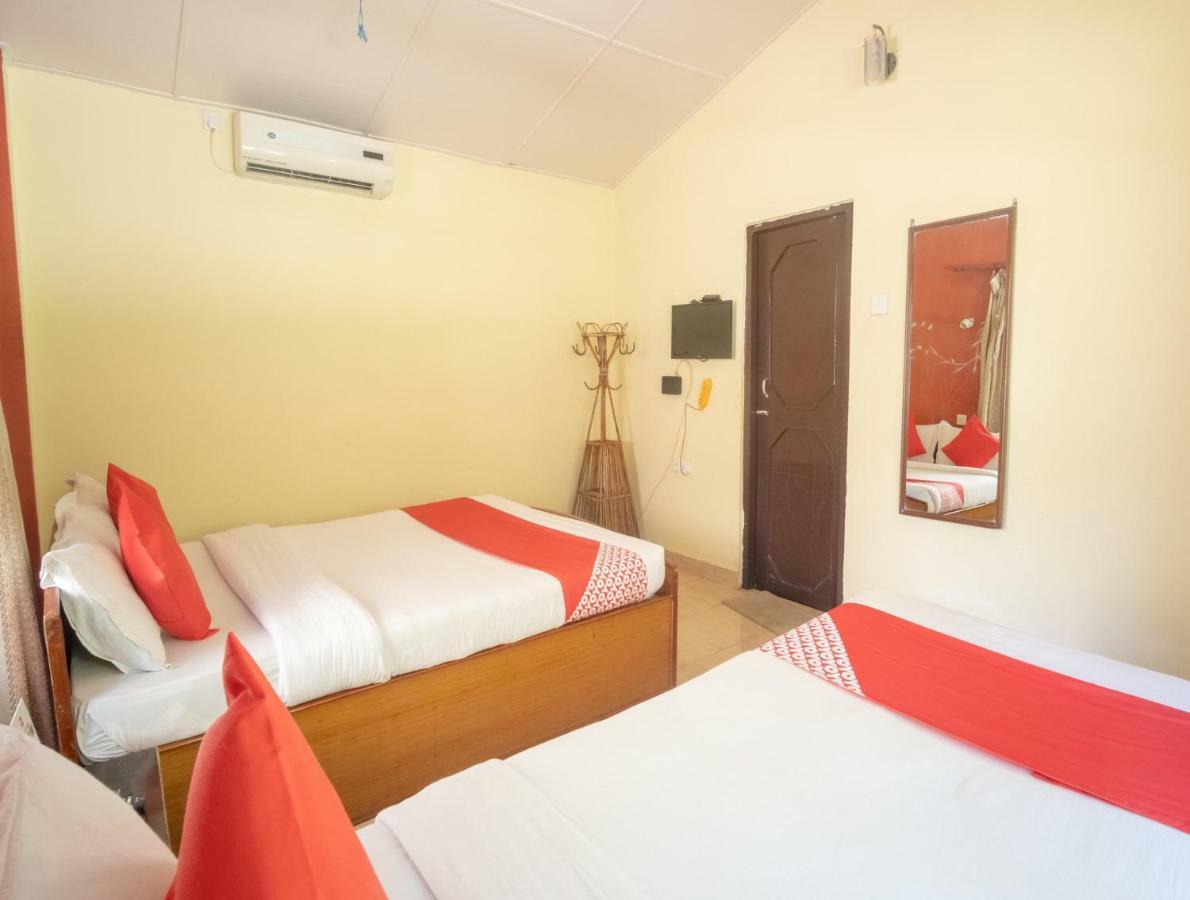 Chitwan Riverside Resort Sauraha Luaran gambar